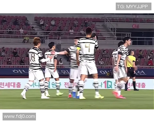 香港足球明星队球员的荣耀与挑战：追寻梦想的足迹与奋斗精神